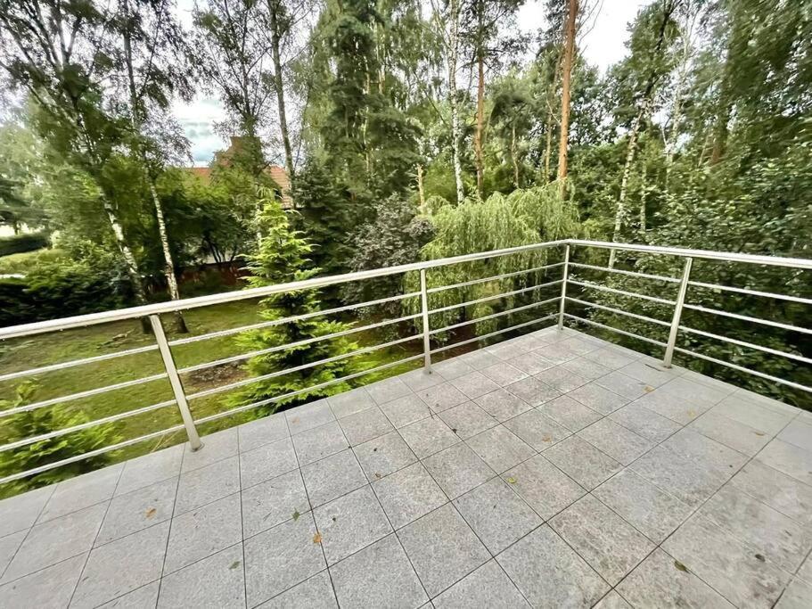 Beautiful Villa With Garden In Milanowek Buitenkant foto